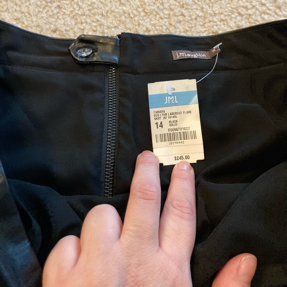 🖤 NWT J. McLaughlin Faux Leather Skirt - Picture 4 of 4